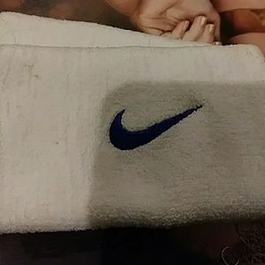 Basketball sweat hoarders